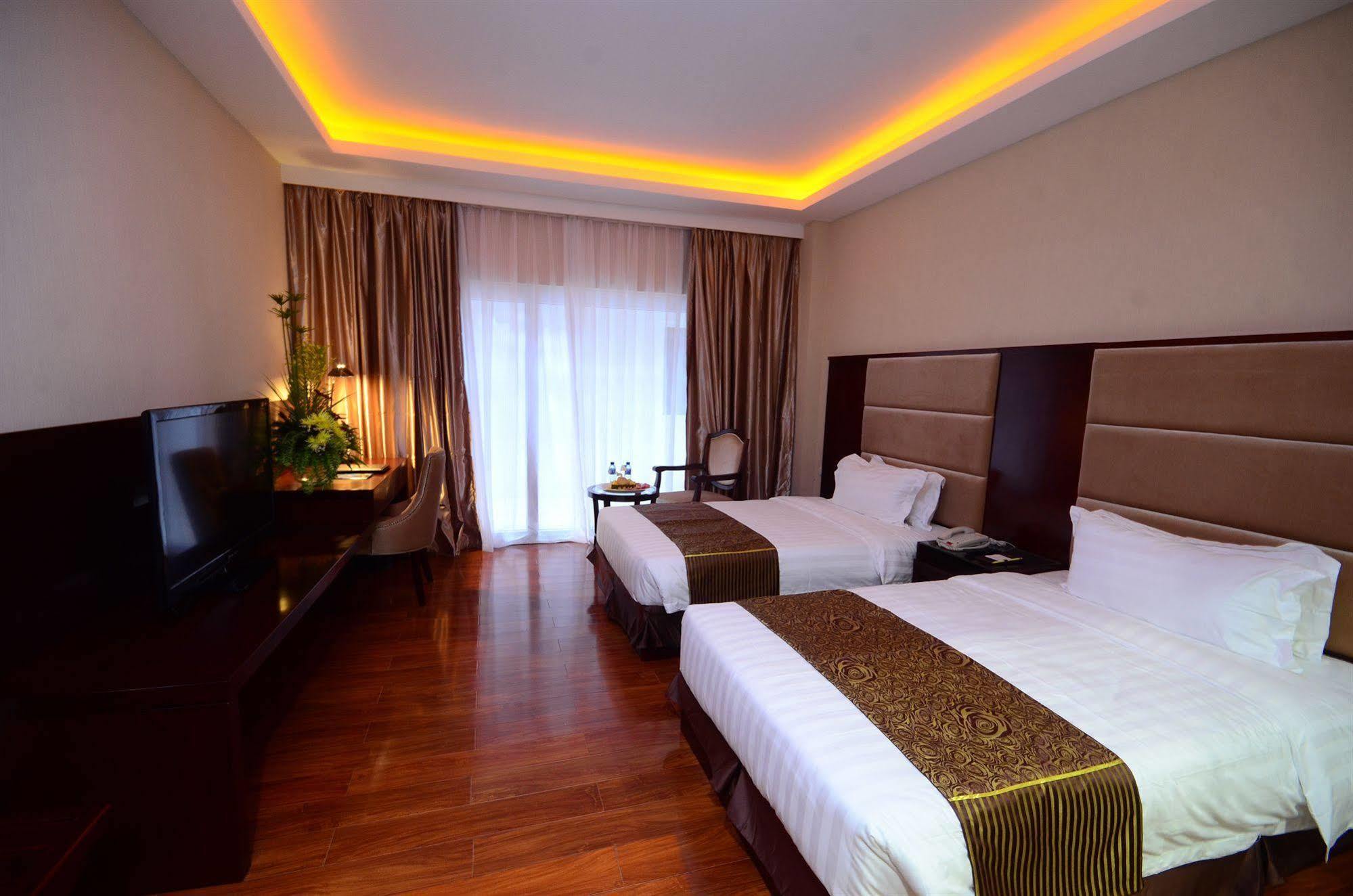 Sunlight Hotel Puerto Princesa Exteriör bild
